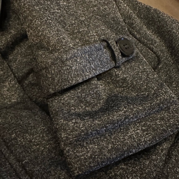 JiangWu Womens Fashion Horn Button Fleece Thicken Coat with Hood - Picture 7 of 9